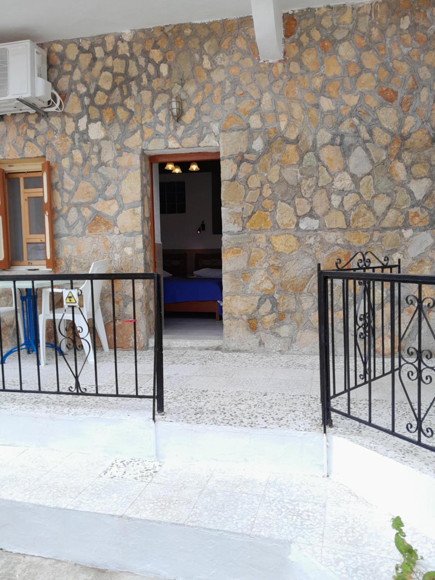 "Aris" Sevasti Symi Studios Luaran gambar